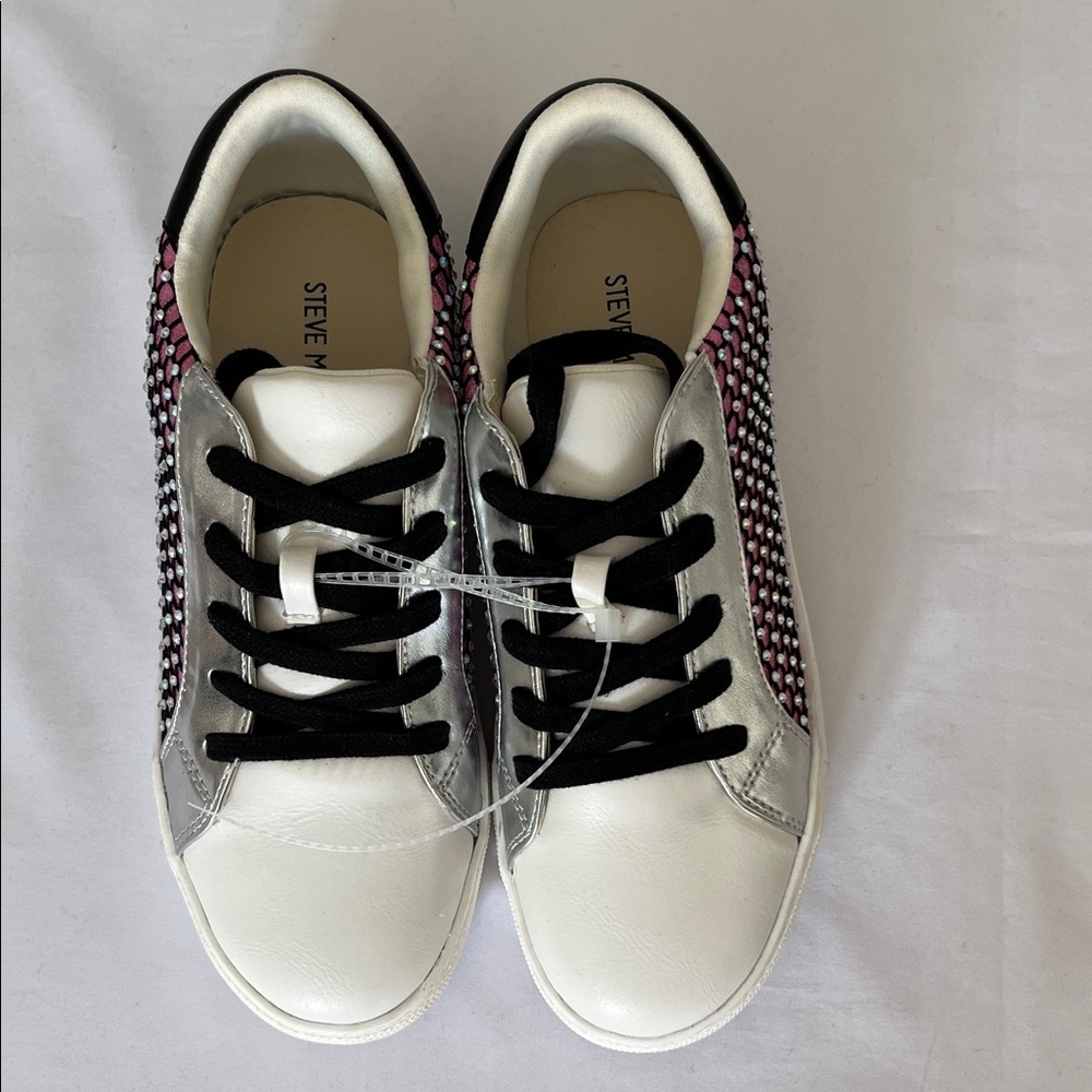 Steve Madden White and Pink Accent Sneakers